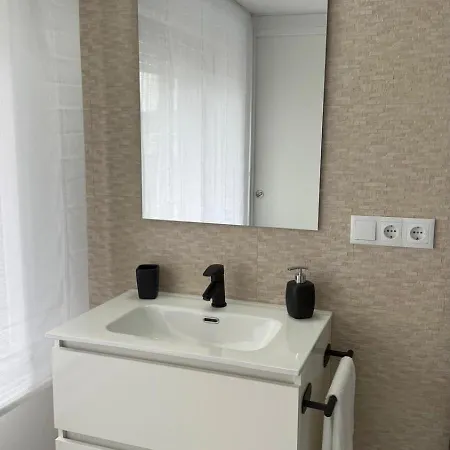 Rua Nova 民宿 萨里亚