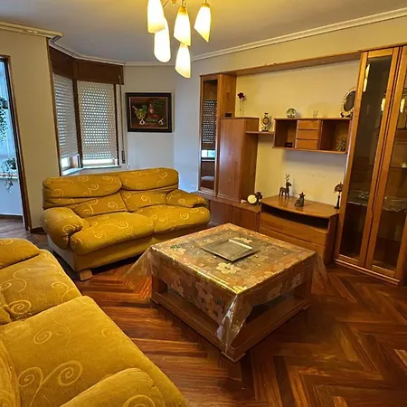 Quarto em Acomodações Particulares Rua Nova